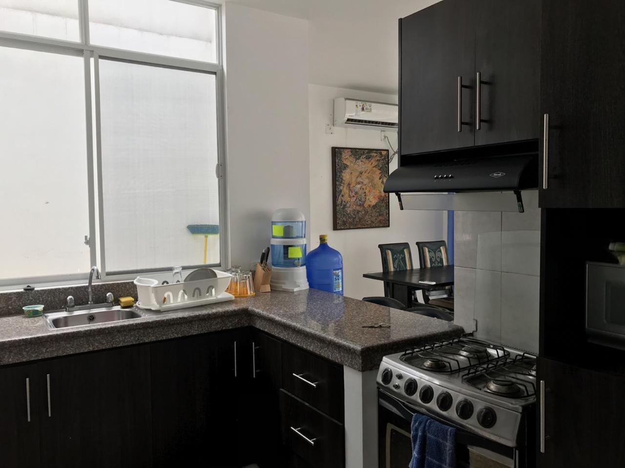 Departamento En El Centro De Manta Apartman Kültér fotó