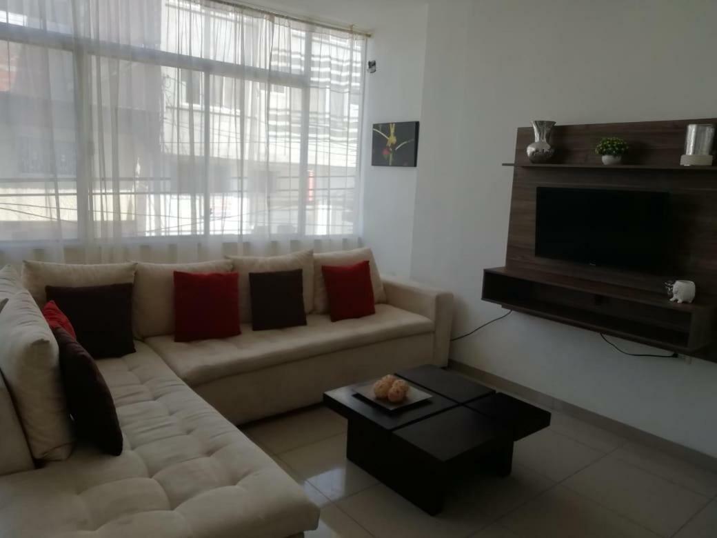 Departamento En El Centro De Manta Apartman Kültér fotó